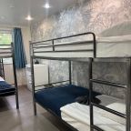 Четырехместный (Четырехместный стандартный номер), Хостел Живи и Путешествуй