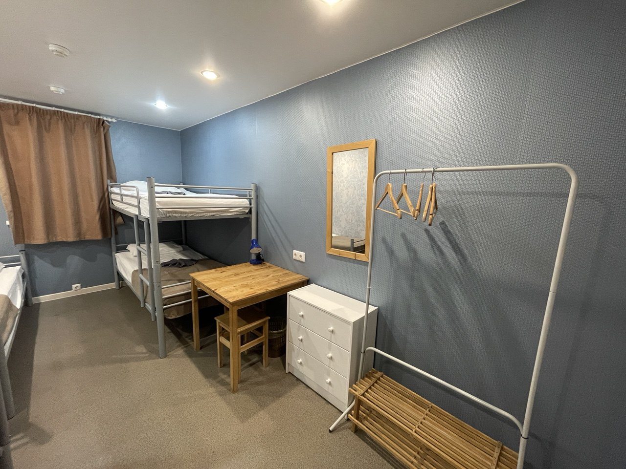 Пятиместный (Пятиместный мужской номер), Хостел Живи и Путешествуй