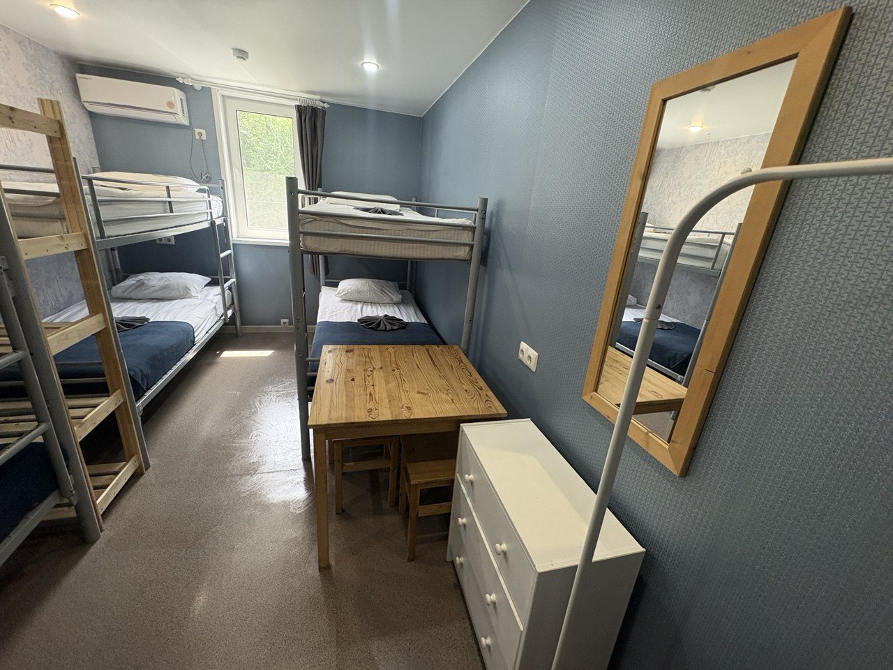 Шестиместный (Шестиместный мужской номер), Хостел Живи и Путешествуй