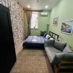 Семейный (Двухместный номер с дополнительным диваном), Хостел Живи и Путешествуй