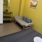 Семейный (Двухместный номер с дополнительным диваном), Хостел Живи и Путешествуй