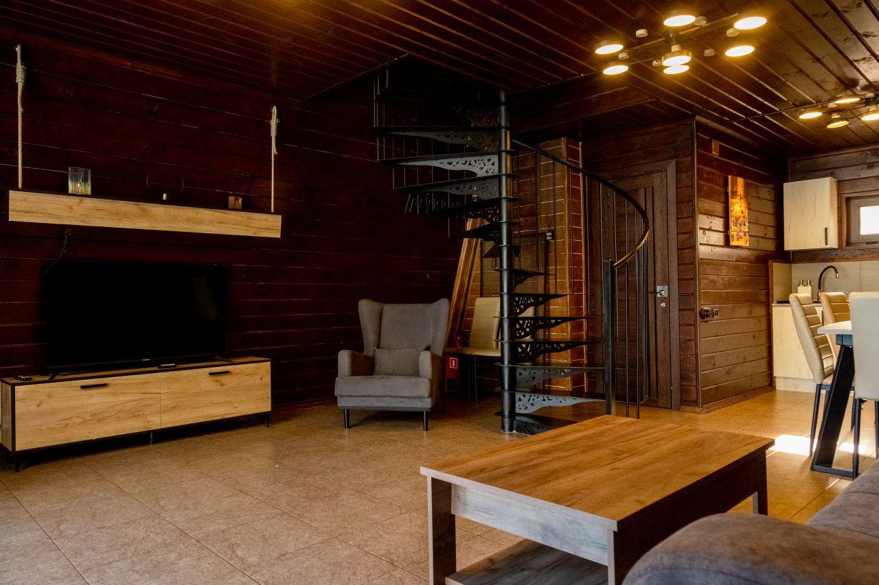 Коттедж (BROWN HOUSE), База отдыха ANAKA