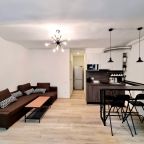 Апартаменты (Left Apartments), Апартаменты ApToYou