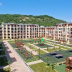 Детская площадка, Апартаменты на Мирной улице, 11к3
