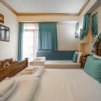 Трехместный (Трехместная комната), Гостевой дом Усадьба МихалычЪ