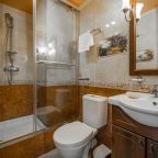 Двухместный (Стандарт с двуспальной кроватью ПР), Гостевой дом Усадьба МихалычЪ