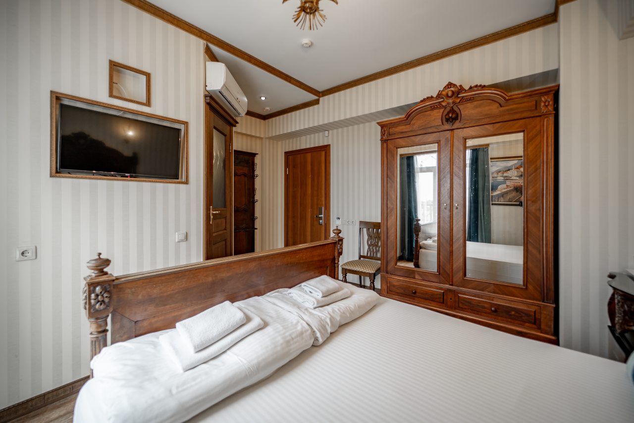 Двухместный (Стандарт с двуспальной кроватью ПР), Гостевой дом Усадьба МихалычЪ