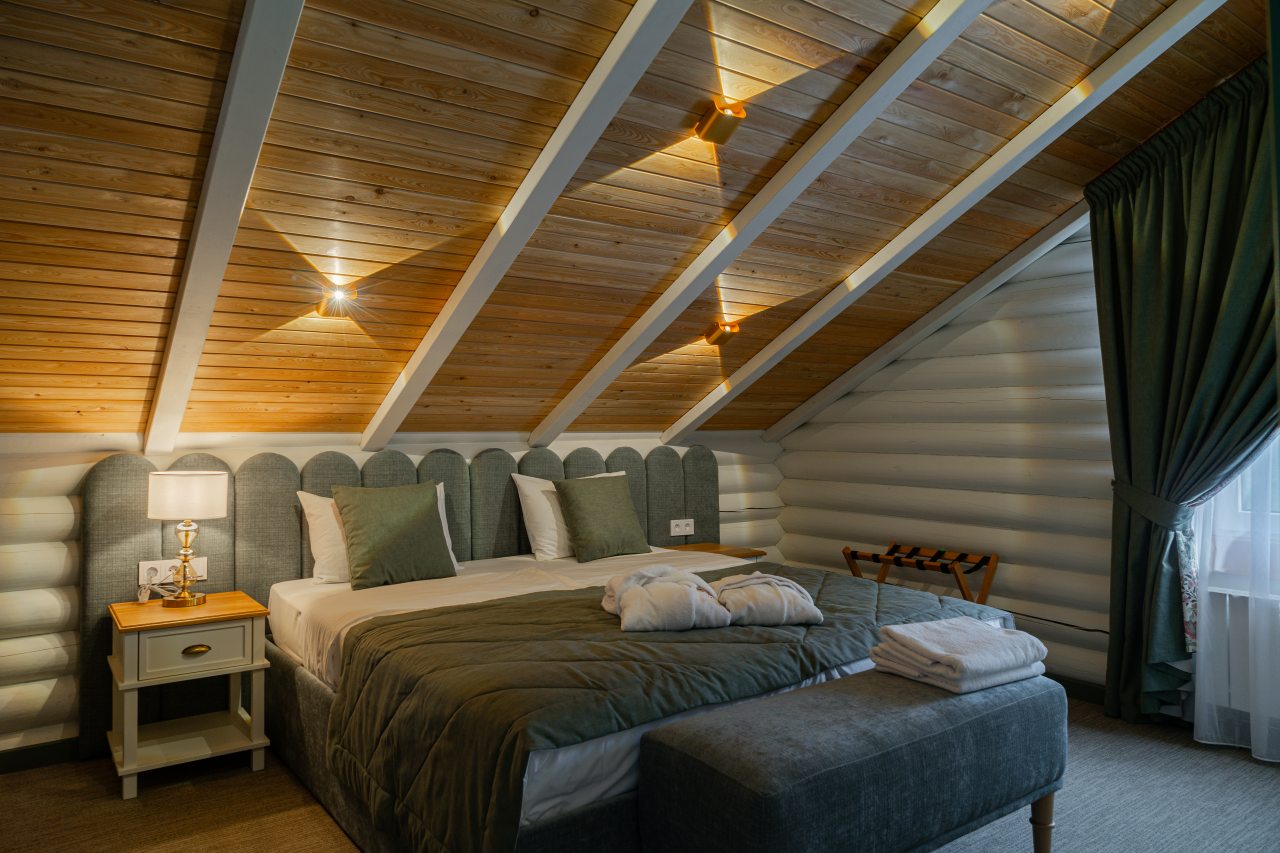 Вилла (Большая), Апарт-отель Бридж