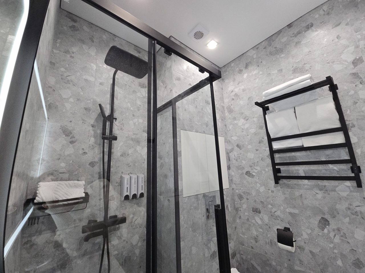 Полулюкс (Стандарт комфорт), Гостиница Таукель