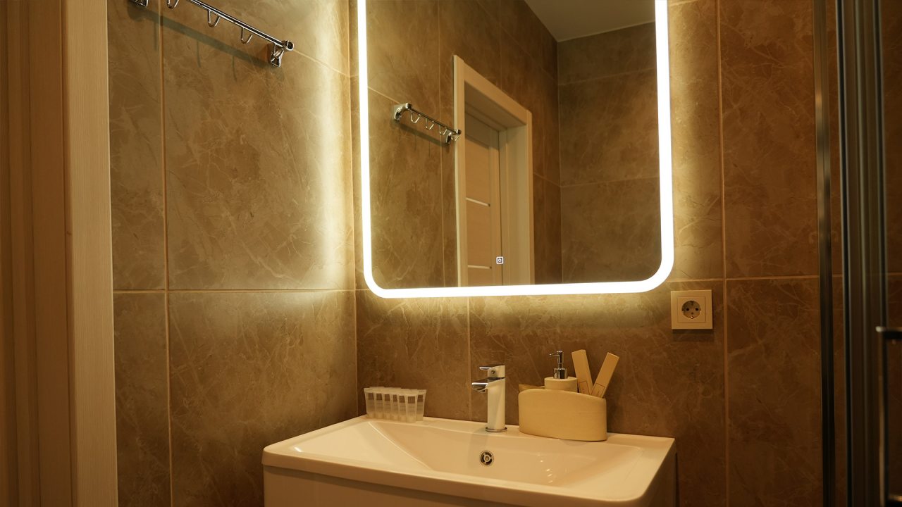 De Luxe (Арт пентхаус), Гостиница Таукель