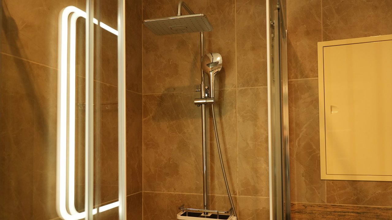 De Luxe (Арт пентхаус), Гостиница Таукель