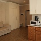 De Luxe (Арт пентхаус), Гостиница Таукель