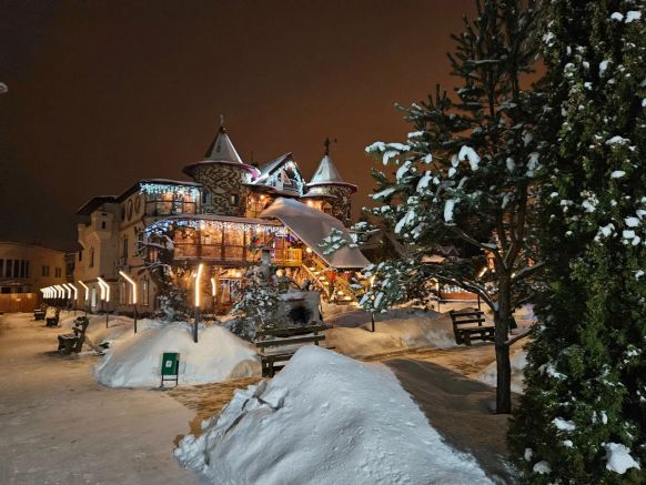 Отель Времена года