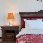 Апартаменты (Двухкомнатные с видом на город N505), Апартаменты Аквамарин Resort Apartments