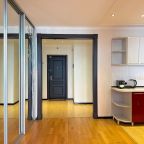 Апартаменты (Двухкомнатные с видом на город N505), Апартаменты Аквамарин Resort Apartments