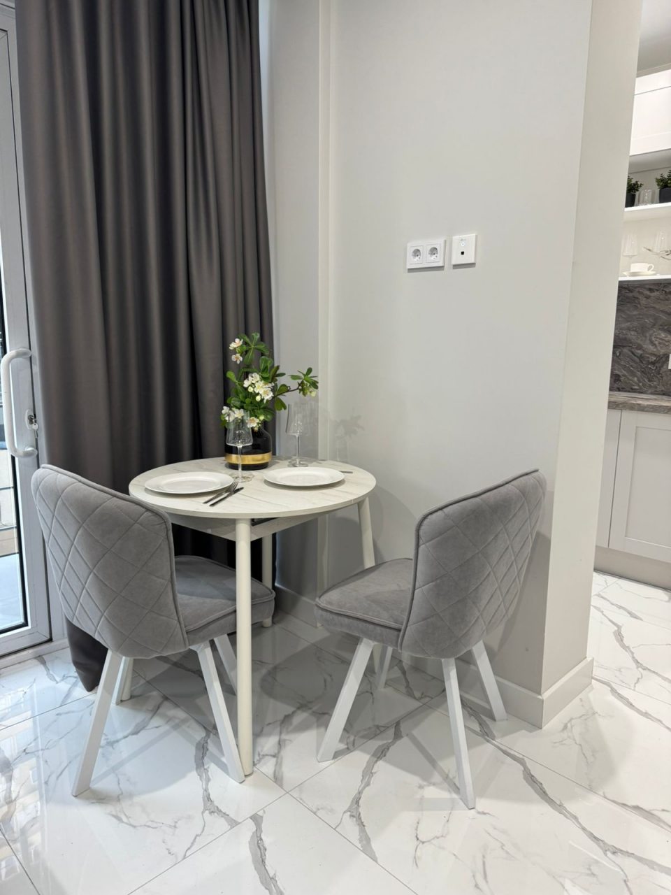 Апартаменты (Люкс Супериор с балконом (корпус Лотус)), Апарт-отель SL Luxury