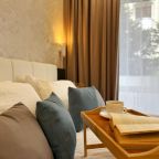 Апартаменты (С небольшим балконом. 3 минуты до Пляжа. Для троих.), Апартаменты Goodwill 3 минуты от моря