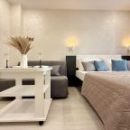 Апартаменты (С небольшим балконом. 3 минуты до Пляжа. Для троих.), Апартаменты Goodwill 3 минуты от моря