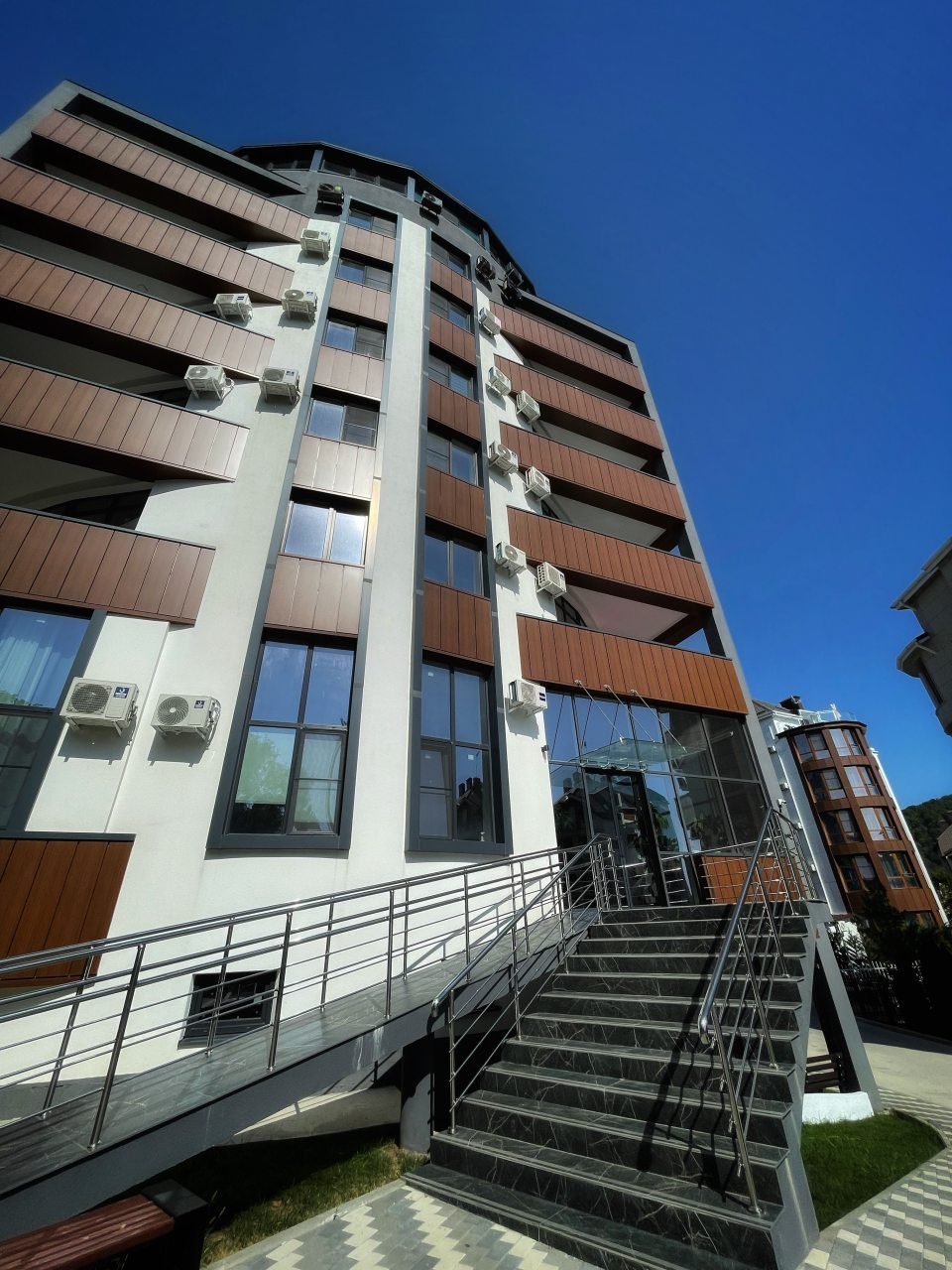 Апартаменты (С небольшим балконом. 3 минуты до Пляжа. Для троих.), Апартаменты Goodwill 3 минуты от моря