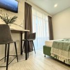 Апартаменты (С балконом. 3 минуты до пляжа. Для четверых), Апартаменты Goodwill 3 минуты от моря