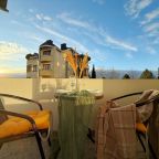 Апартаменты (С балконом. 3 минуты до пляжа. Для четверых), Апартаменты Goodwill 3 минуты от моря