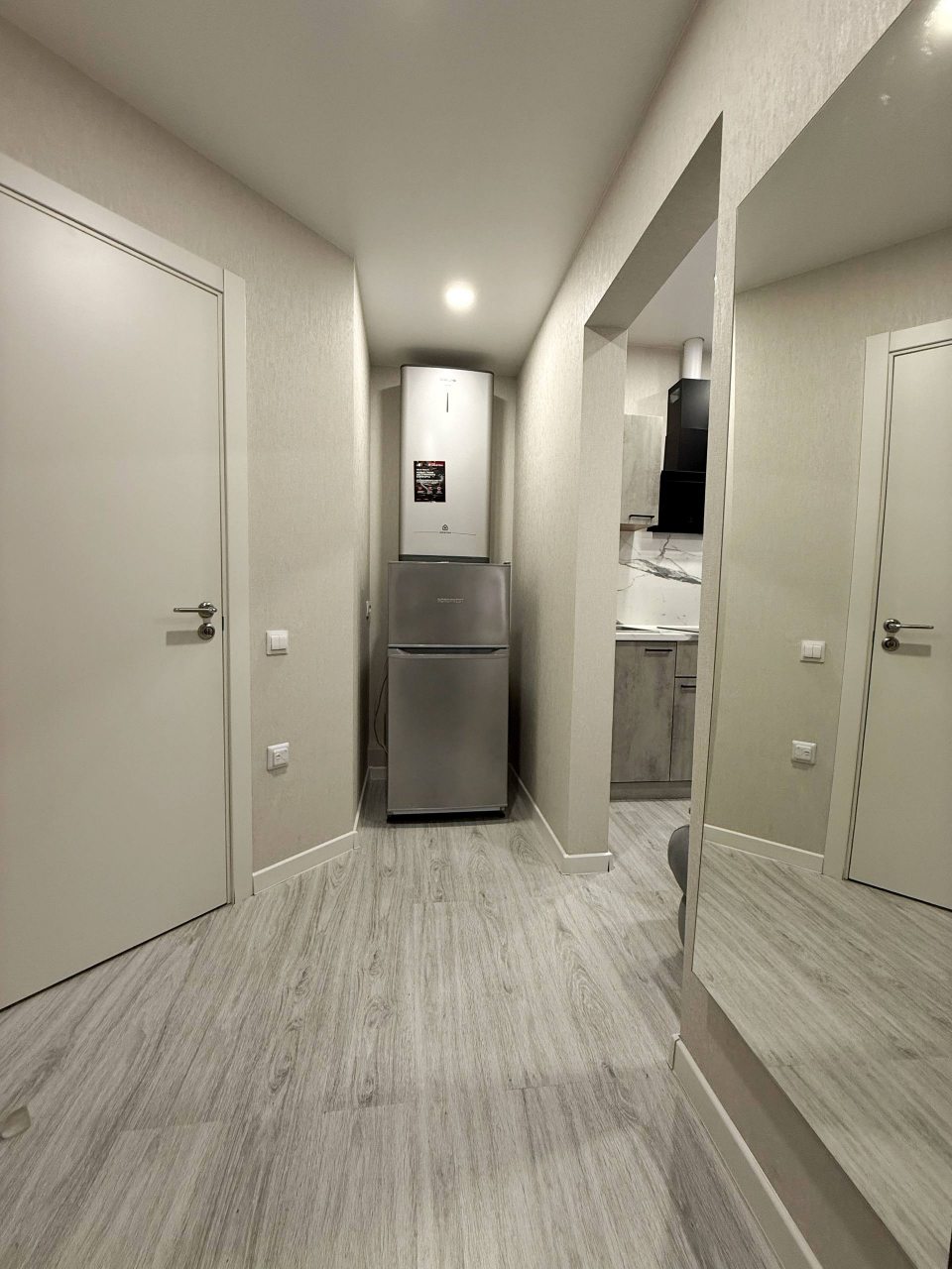 Апартаменты (С балконом. 3 минуты до пляжа. Для четверых), Апартаменты Goodwill 3 минуты от моря