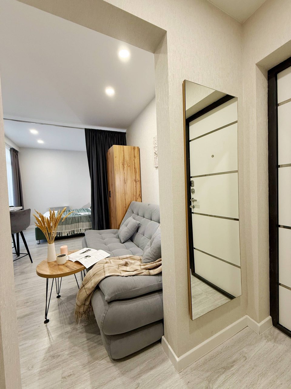 Апартаменты (С балконом. 3 минуты до пляжа. Для четверых), Апартаменты Goodwill 3 минуты от моря