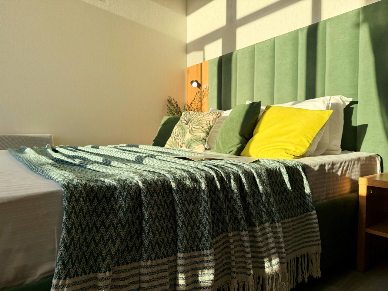 Апартаменты (С балконом. 3 минуты до пляжа. Для четверых), Апартаменты Goodwill 3 минуты от моря