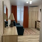 комната с диваном