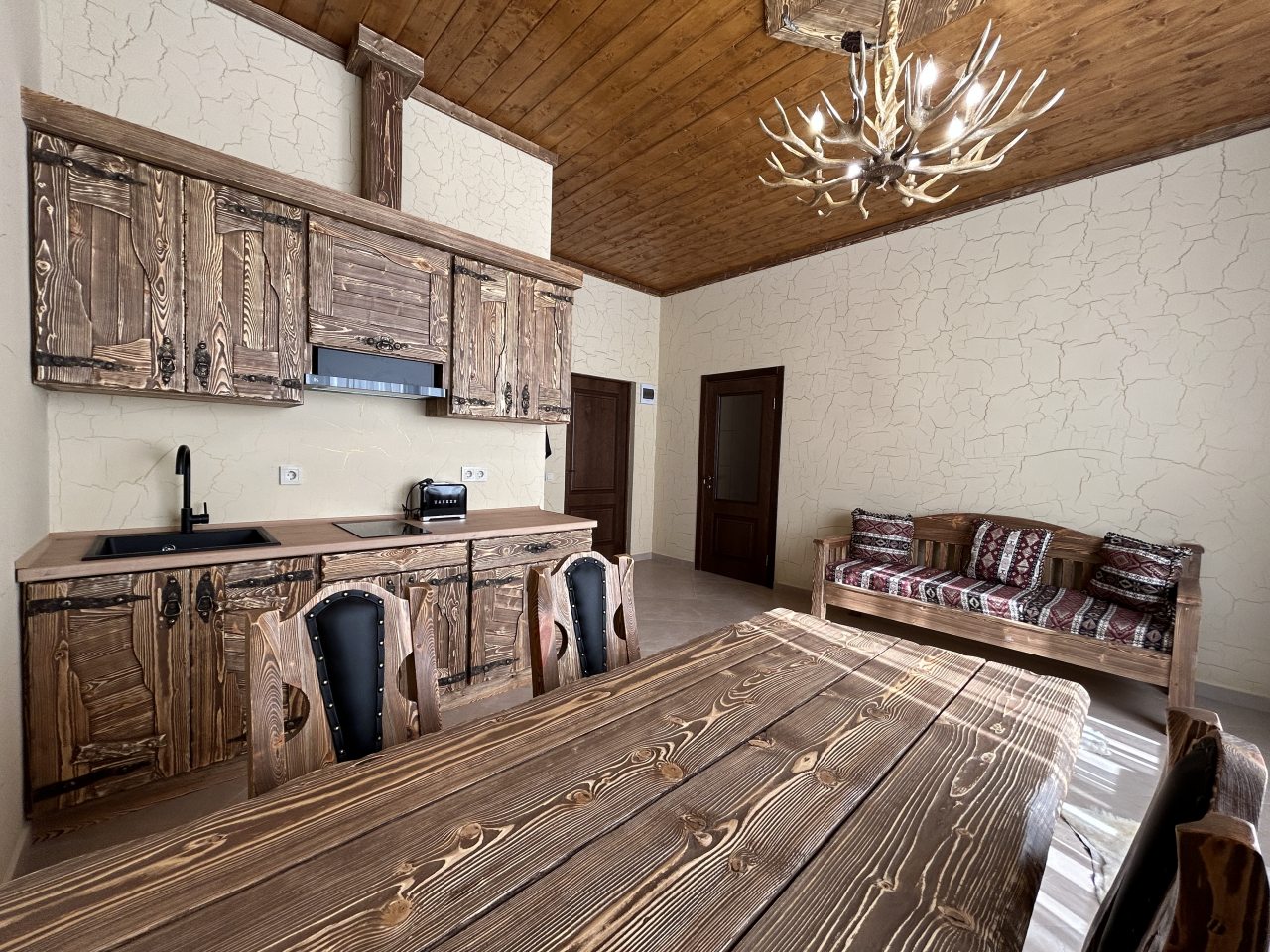 Апартаменты (Делюкс без балкона №6), Спа-отель Mr. Amore