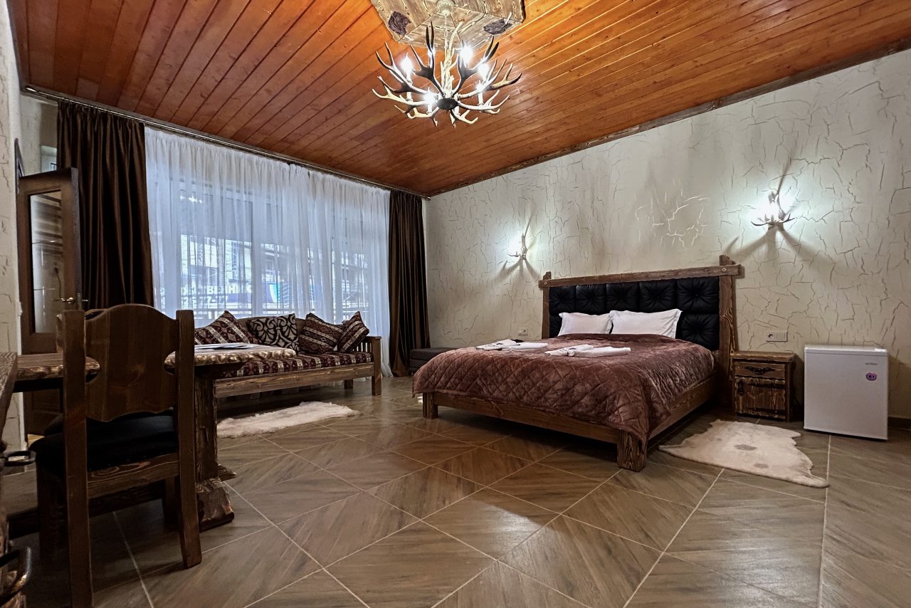 Апартаменты (Стандарт улучшенный с балконом №9), Спа-отель Mr. Amore