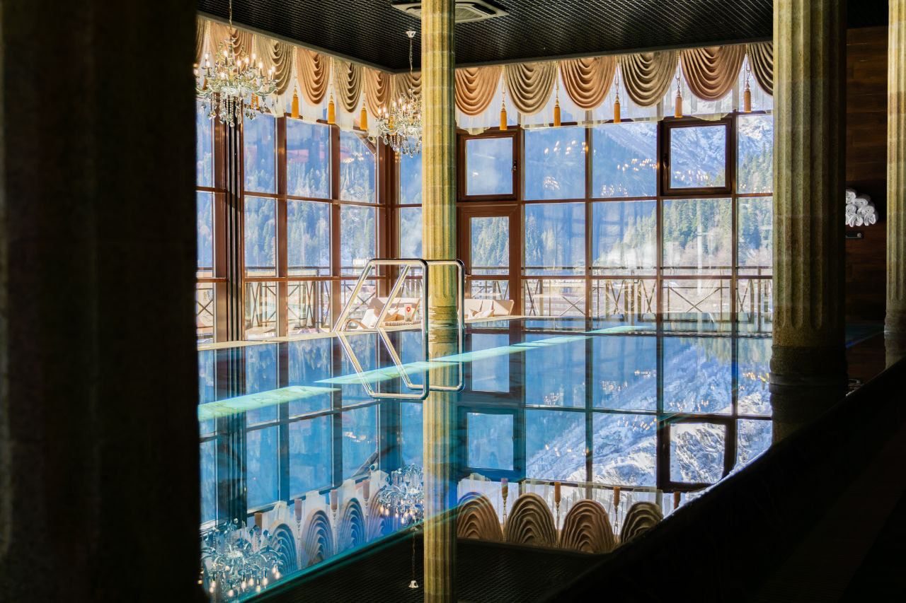 Бассейн, Спа-отель Mr. Amore