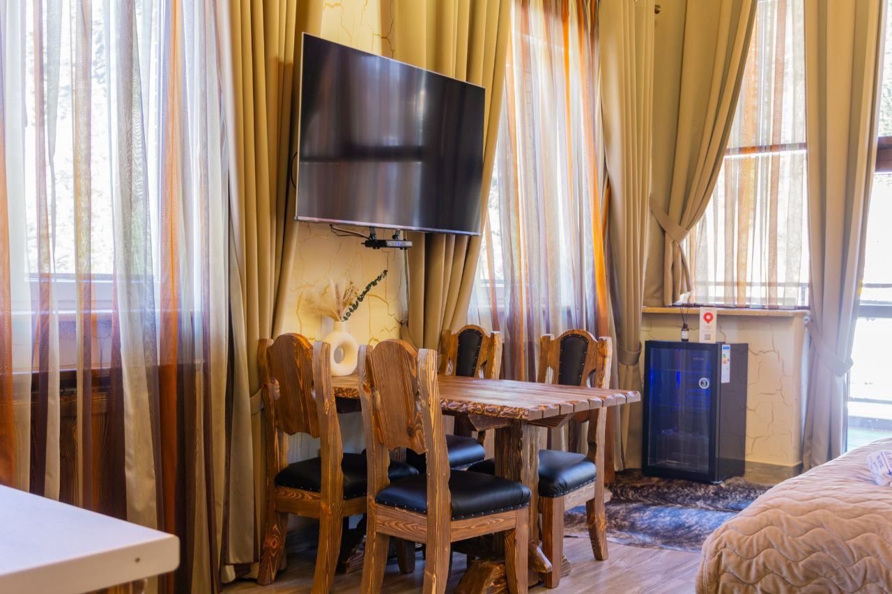 Апартаменты (Стандарт с балконом №3), Спа-отель Mr. Amore