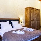 Апартаменты (Стандарт с балконом №3), Спа-отель Mr. Amore