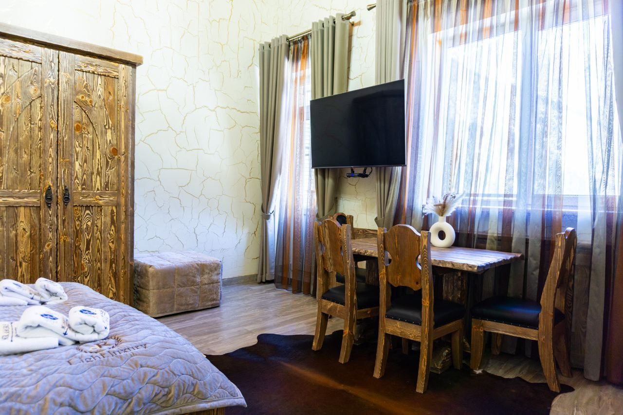 Апартаменты (Стандарт улучшенный с балконом 10 этаж), Спа-отель Mr. Amore