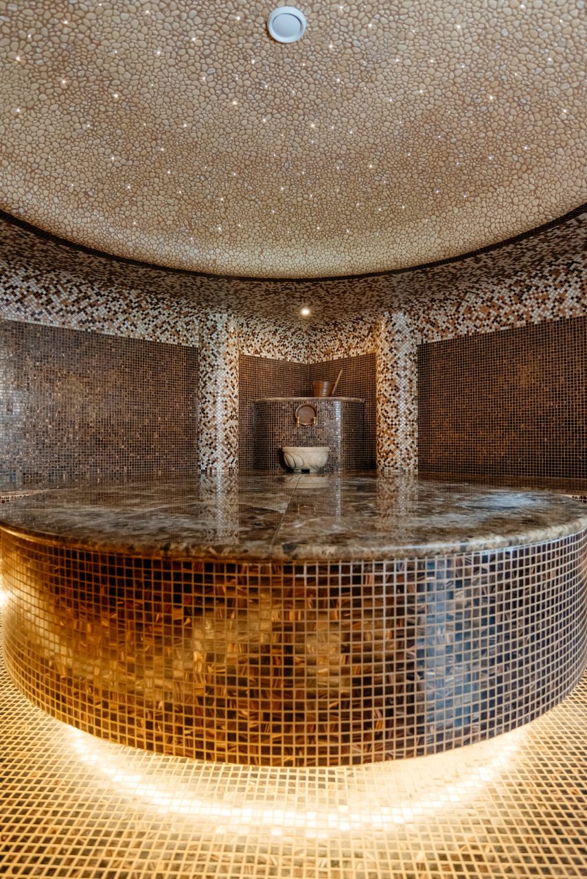 Апартаменты (Стандарт улучшенный с балконом 10 этаж), Спа-отель Mr. Amore