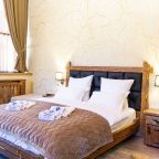 Апартаменты (Стандарт  с балконом 10 эт), Спа-отель Mr. Amore