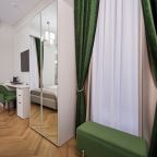 Двухместный (De Luxe Премиум с кроватью Queen-size), Отель Тверские Замки DeLuxe