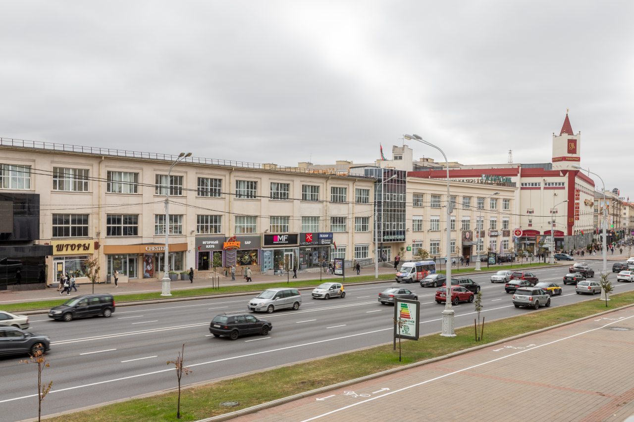 Автостоянка / Парковка, Апартаменты Студия в центре напротив ЦУМа