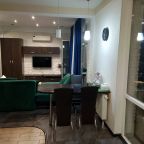 Двухместный (Панорама Уюта Новочебоксарск), Апартаменты Люксовые 4-местные