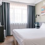 Двухместный (Стандарт с большой кроватью), Отель Сезоны