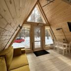 Дом (A-frame), База отдыха Медвежий Угол