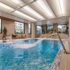 Бассейн, Гостиничный комплекс Grand Cascade