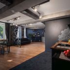 Шестиместный (Семейные апартаменты 105 м2 "Jail Apart" с двумя спальнями и двумя санузлами), Апартаменты Jail-Apart