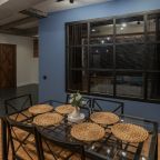 Шестиместный (Семейные апартаменты 105 м2 "Jail Apart" с двумя спальнями и двумя санузлами), Апартаменты Jail-Apart