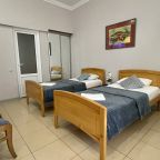 Трёхместный и более (Трёхместный Комфорт с балконом), Гостевой дом Наш дом