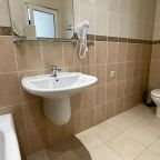 Трёхместный и более (Трёхместный Комфорт с балконом), Гостевой дом Наш дом