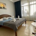 Трёхместный и более (Трёхместный Комфорт с балконом), Гостевой дом Наш дом