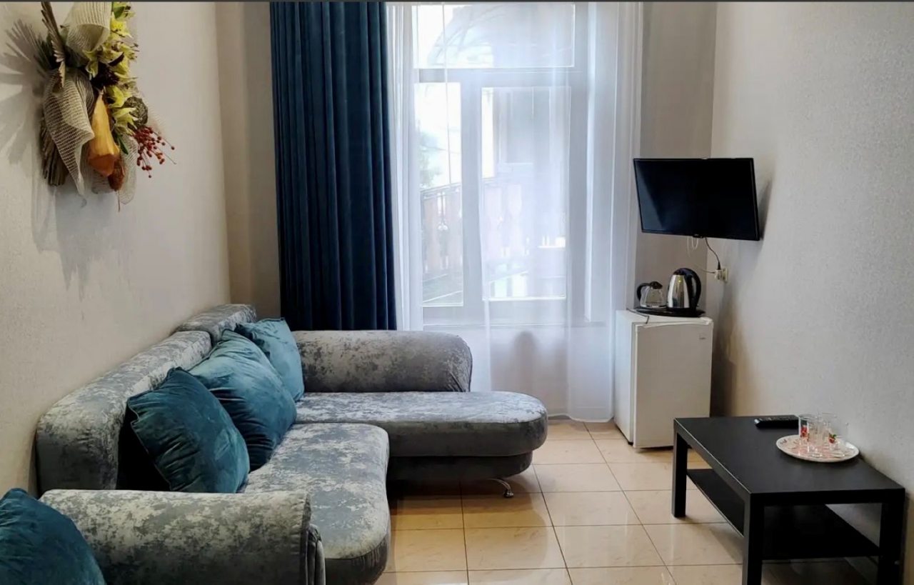 Трёхместный и более (Двухкомнатный стандарт), Гостевой дом Наш дом