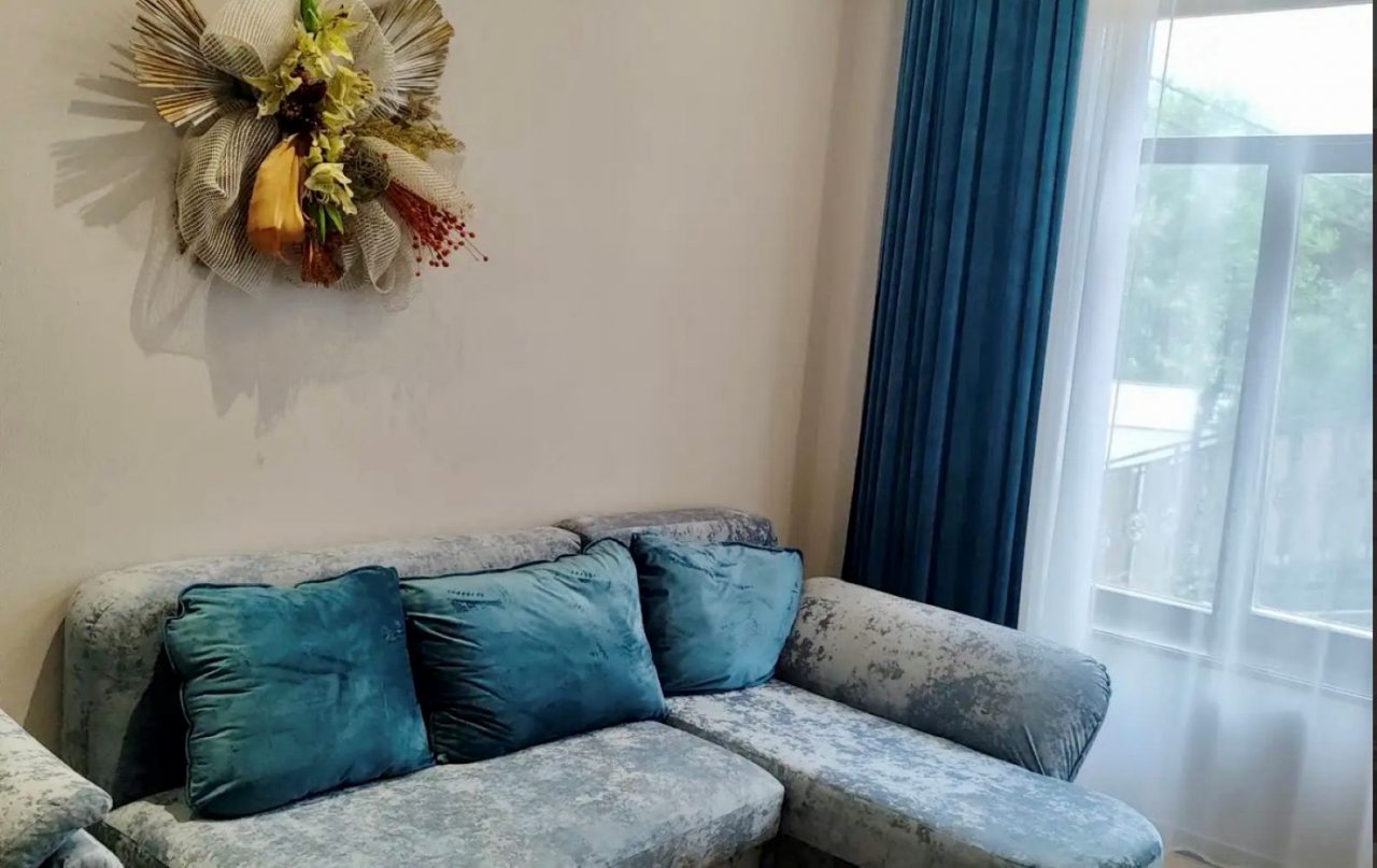 Трёхместный и более (Двухкомнатный стандарт), Гостевой дом Наш дом